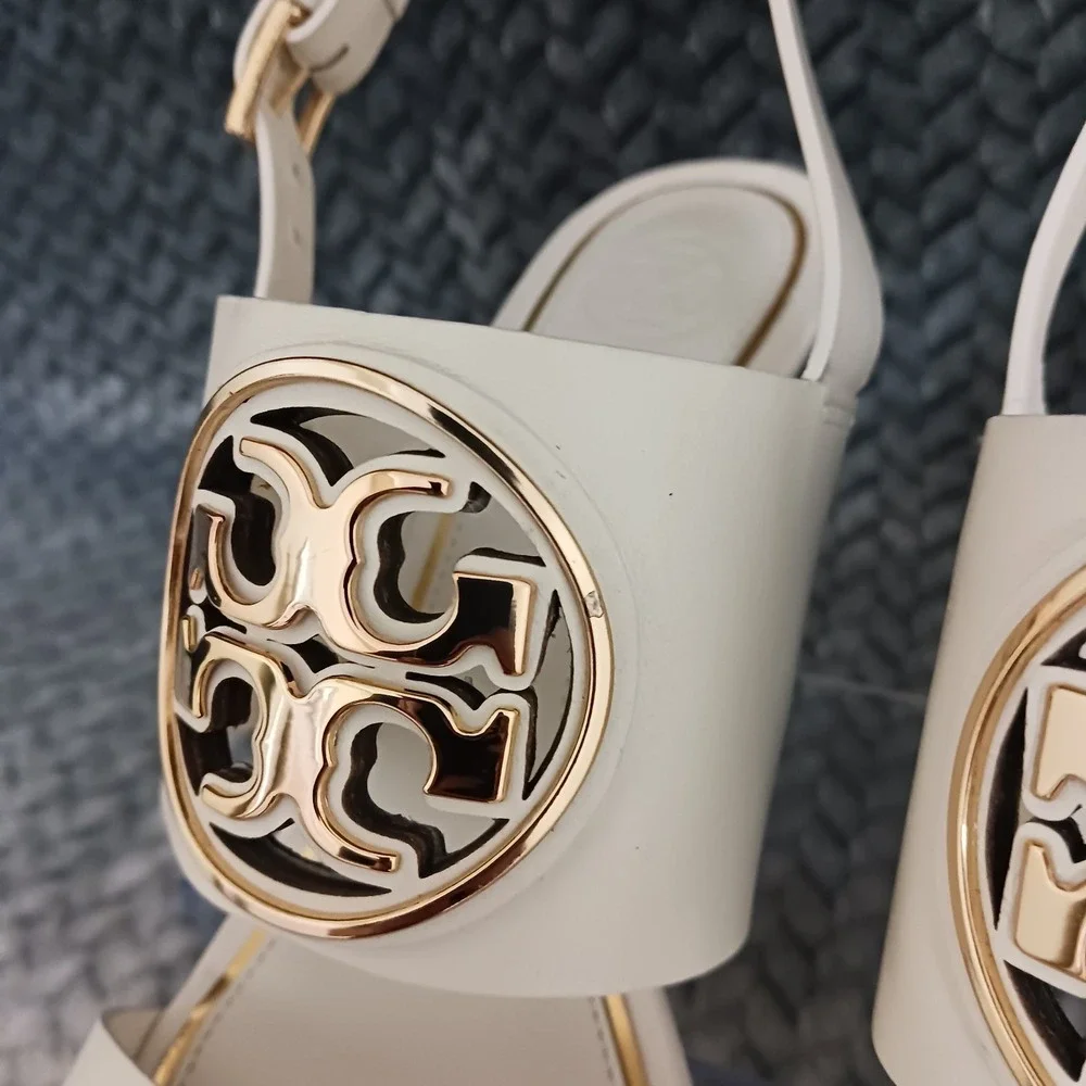 Tory Burch Cream Leather Wedge Sandals with Gold Logo - Picture 10 of 16